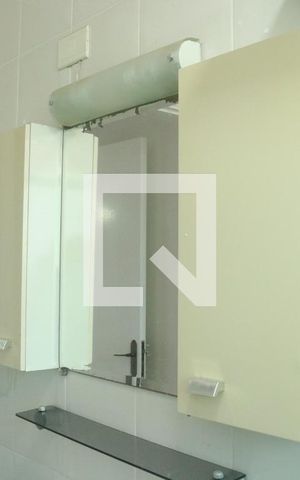 Apartamento para alugar com 95m², 2 quartos e 1 vaga Apartamento para alugar com 95m², 2 quartos e 1 vagaBanheiro Suíte
