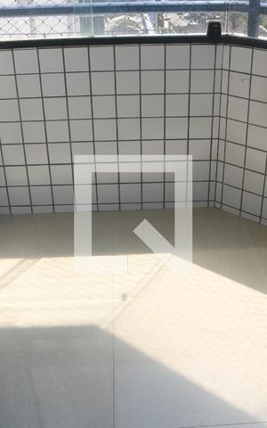 Apartamento para alugar com 95m², 2 quartos e 1 vaga Apartamento para alugar com 95m², 2 quartos e 1 vagaVaranda Sala