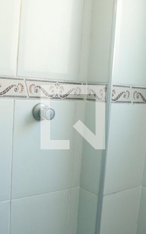 Apartamento para alugar com 95m², 2 quartos e 1 vaga Apartamento para alugar com 95m², 2 quartos e 1 vagaBanheiro Suíte