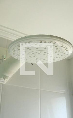Apartamento para alugar com 95m², 2 quartos e 1 vaga Apartamento para alugar com 95m², 2 quartos e 1 vagaBanheiro