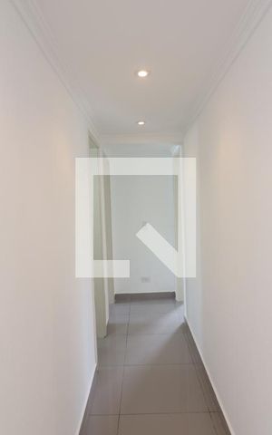 Apartamento à venda com 110m², 2 quartos e 2 vagasCorredor