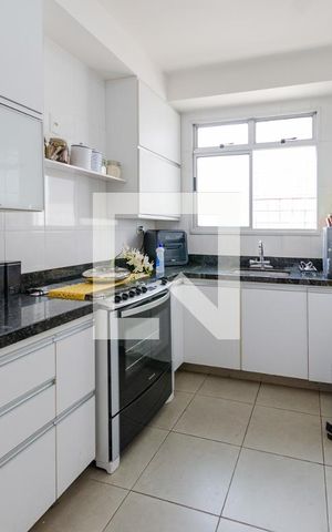 Apartamento para alugar com 70m², 2 quartos e 2 vagas Apartamento para alugar com 70m², 2 quartos e 2 vagasCozinha
