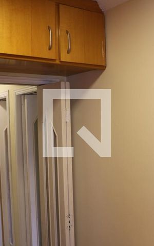 Apartamento para alugar com 68m², 3 quartos e 1 vagaCloset
