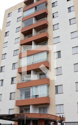 Apartamento para alugar com 68m², 3 quartos e 1 vagaFachada