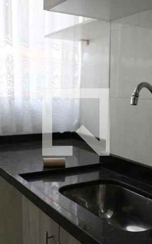 Apartamento para alugar com 68m², 3 quartos e 1 vagaÁrea de Serviço