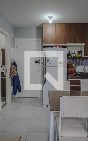 Apartamento à venda com 34m², 2 quartos e 1 vaga Apartamento à venda com 34m², 2 quartos e 1 vagaSala