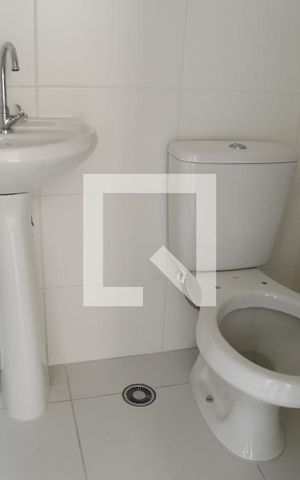 Apartamento à venda com 34m², 2 quartos e sem vagaBanheiro