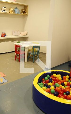 Apartamento à venda com 34m², 2 quartos e sem vagaÁrea comum