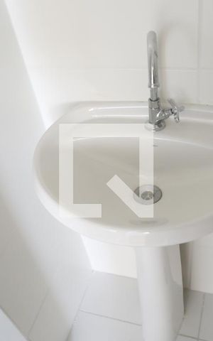 Apartamento à venda com 34m², 2 quartos e sem vagaBanheiro