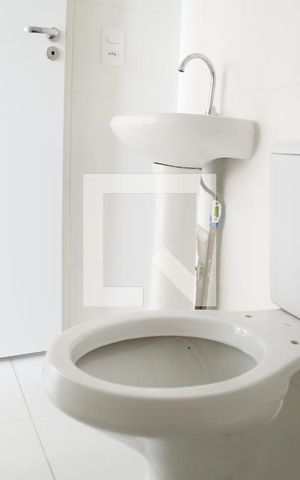 Apartamento à venda com 34m², 2 quartos e sem vagaBanheiro
