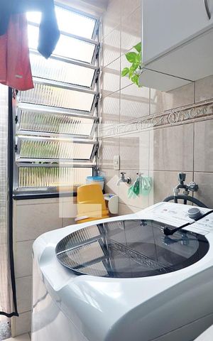 Casa à venda com 166m², 4 quartos e 2 vagasÁrea de Serviço