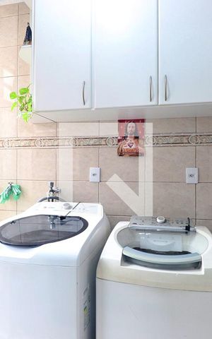 Casa à venda com 166m², 4 quartos e 2 vagasÁrea de Serviço