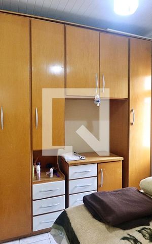 Casa à venda com 166m², 4 quartos e 2 vagasQuarto 3