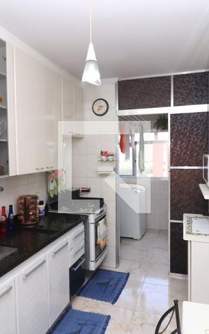 Apartamento à venda com 68m², 2 quartos e 1 vagaCozinha