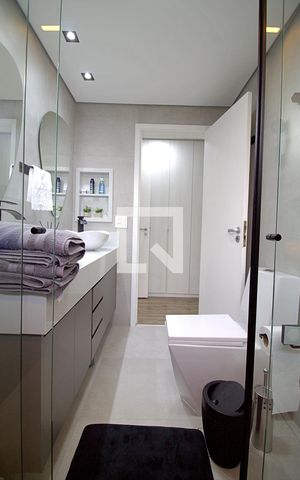 Apartamento à venda com 150m², 3 quartos e 2 vagas Apartamento à venda com 150m², 3 quartos e 2 vagasBanheiro da Suíte 2