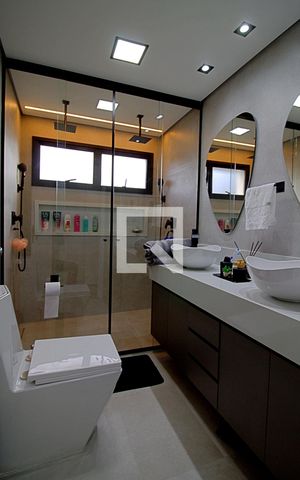 Apartamento à venda com 150m², 3 quartos e 2 vagas Apartamento à venda com 150m², 3 quartos e 2 vagasBanheiro da Suíte 2