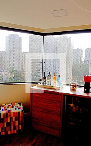 Apartamento à venda com 150m², 3 quartos e 2 vagas Apartamento à venda com 150m², 3 quartos e 2 vagasSala