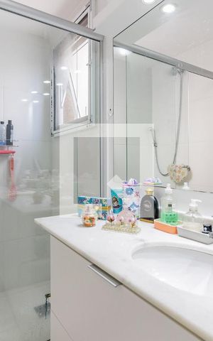 Apartamento à venda com 75m², 3 quartos e 1 vaga Apartamento à venda com 75m², 3 quartos e 1 vagaBanheiro da Suite