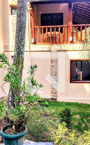 Casa de condomínio à venda com 385m², 5 quartos e 6 vagas Casa de condomínio à venda com 385m², 5 quartos e 6 vagasÁrea comum