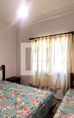 Casa de condomínio à venda com 385m², 5 quartos e 6 vagas Casa de condomínio à venda com 385m², 5 quartos e 6 vagasQuarto 3