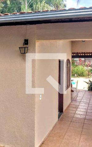Casa de condomínio à venda com 385m², 5 quartos e 6 vagas Casa de condomínio à venda com 385m², 5 quartos e 6 vagasÁrea comum
