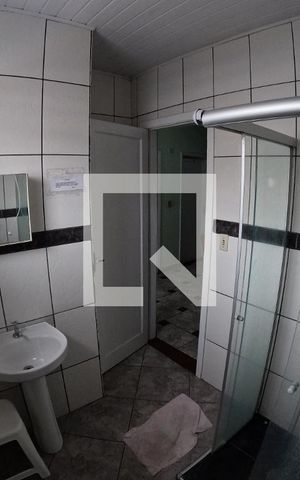Casa à venda com 240m², 5 quartos e sem vagaBanheiro