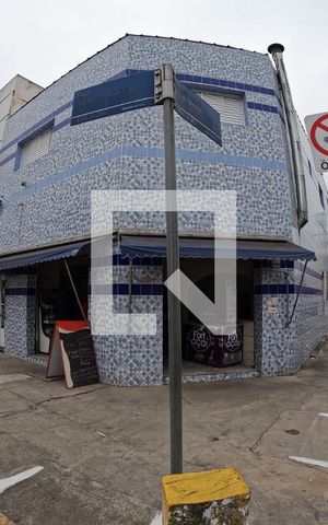 Casa à venda com 240m², 5 quartos e sem vagaFachada
