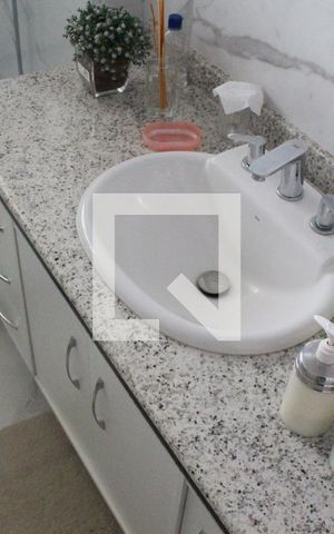 Apartamento à venda com 380m², 4 quartos e 5 vagasBanheiro Suíte 2
