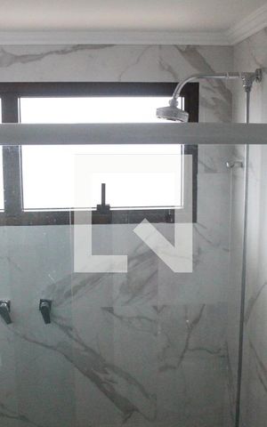 Apartamento à venda com 380m², 4 quartos e 5 vagasBanheiro Suíte 2