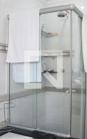 Apartamento à venda com 380m², 4 quartos e 5 vagasBanheiro da Suíte 4