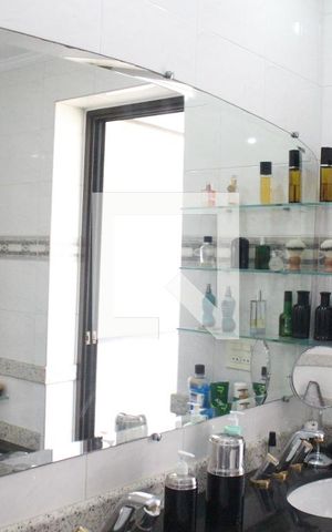 Apartamento à venda com 380m², 4 quartos e 5 vagasBanheiro da Suíte 4