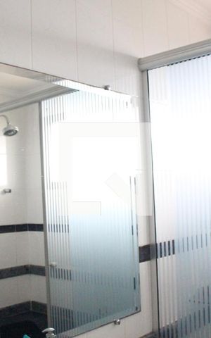 Apartamento à venda com 380m², 4 quartos e 5 vagasBanheiro Suíte 3