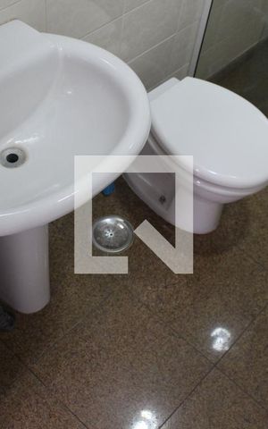 Apartamento à venda com 380m², 4 quartos e 5 vagasBanheiro de Serviço
