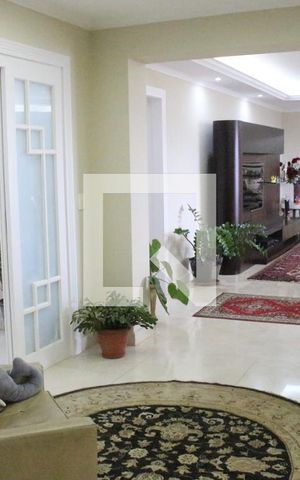 Apartamento à venda com 380m², 4 quartos e 5 vagasSala
