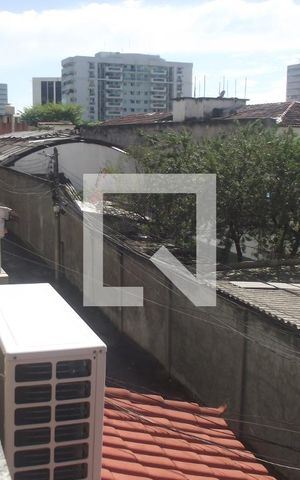 Casa à venda com 200m², 2 quartos e 1 vagaTerraço