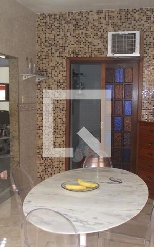 Casa à venda com 200m², 2 quartos e 1 vagaCopa