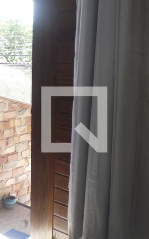 Casa à venda com 200m², 2 quartos e 1 vagaSala