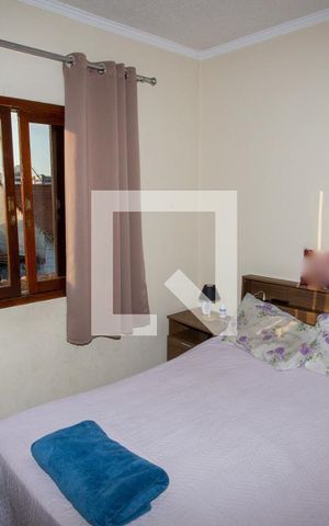 Casa à venda com 200m², 3 quartos e 3 vagas Casa à venda com 200m², 3 quartos e 3 vagasQuarto 2