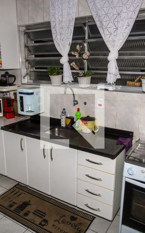 Casa à venda com 200m², 3 quartos e 3 vagas Casa à venda com 200m², 3 quartos e 3 vagasCozinha