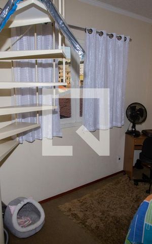 Casa à venda com 200m², 3 quartos e 3 vagas Casa à venda com 200m², 3 quartos e 3 vagasQuarto 1