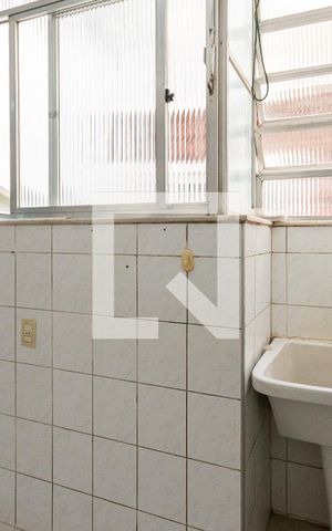 Apartamento à venda com 120m², 2 quartos e 1 vagaÁrea de Serviço
