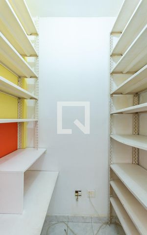 Apartamento à venda com 120m², 2 quartos e 1 vagaQuarto de Serviço