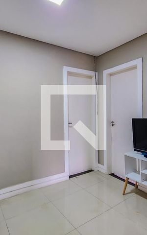 Apartamento à venda com 130m², 3 quartos e 1 vaga Apartamento à venda com 130m², 3 quartos e 1 vagaSala