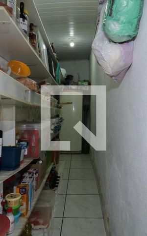 Casa à venda com 400m², 2 quartos e 6 vagasDispensa