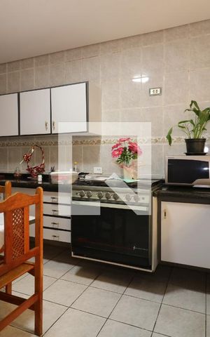 Casa à venda com 400m², 2 quartos e 6 vagasCozinha