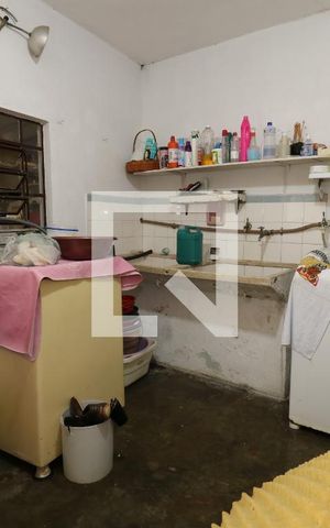 Casa à venda com 400m², 2 quartos e 6 vagasÁrea de Serviço