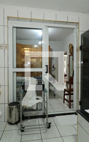 Casa à venda com 400m², 2 quartos e 6 vagasBanheiro da Suite