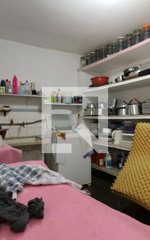 Casa à venda com 400m², 2 quartos e 6 vagasÁrea de Serviço
