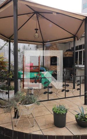 Casa à venda com 400m², 2 quartos e 6 vagasÁrea comum - Churrasqueira