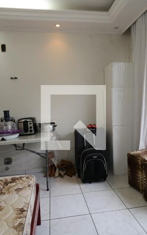 Casa à venda com 400m², 2 quartos e 6 vagasSala